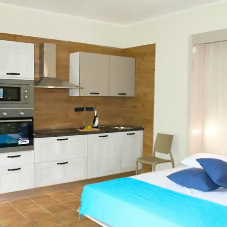 Il Giardino Di Casa Vacanze Mono